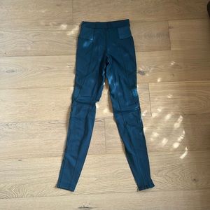 Lululemon Teal blue leggings with mesh detail